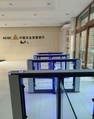 Bom preço Qr Code Supported Swing Gate for 1400*120*1000mm Cabinet Size on-line